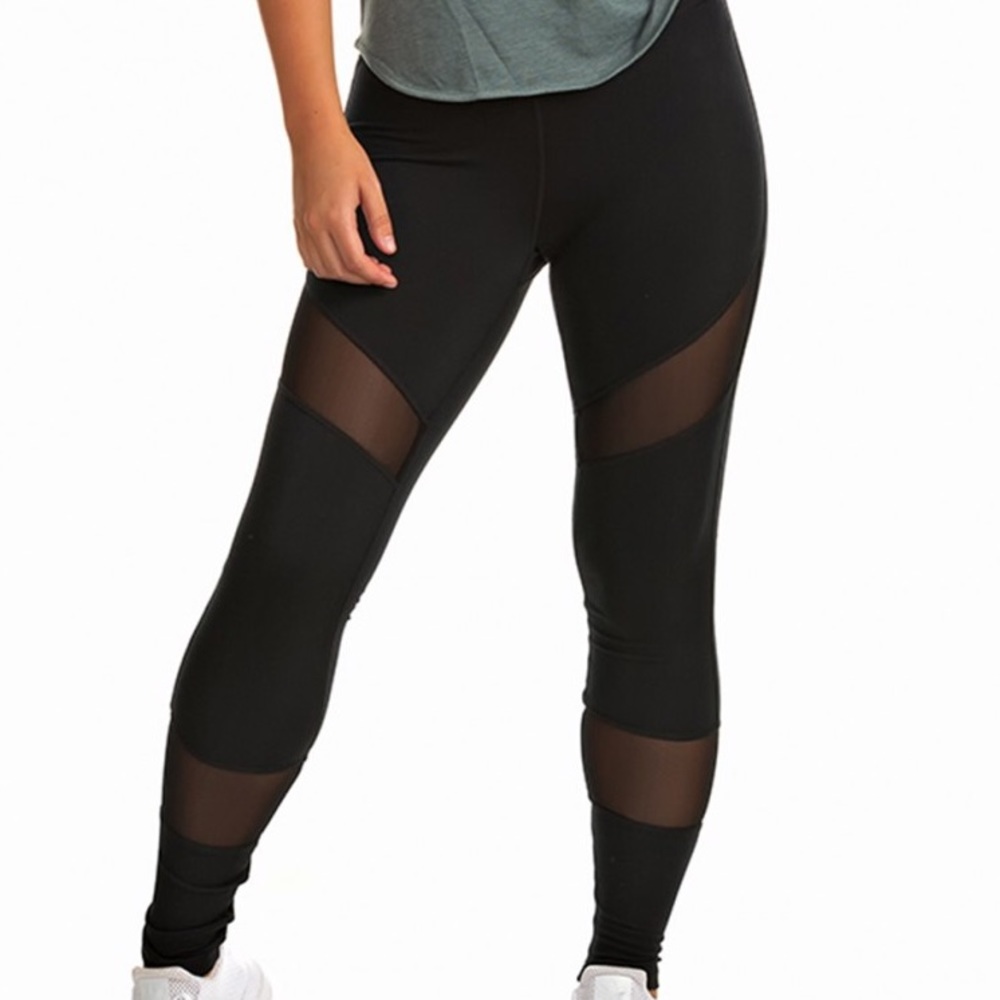Mesh cutout leggings